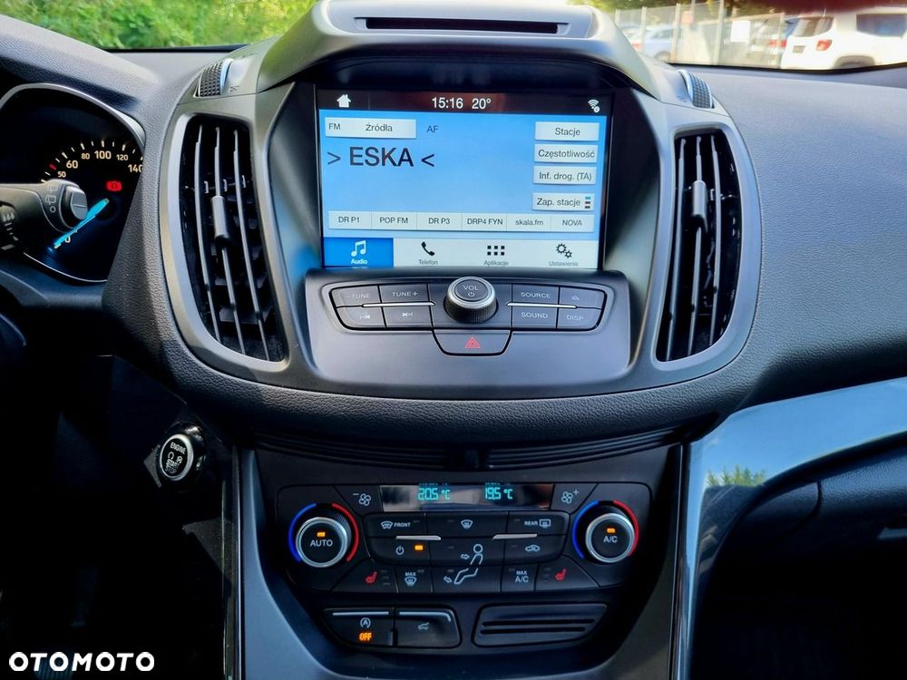 Ford Kuga 1.5 EcoBoost 2x4 Titanium - 19