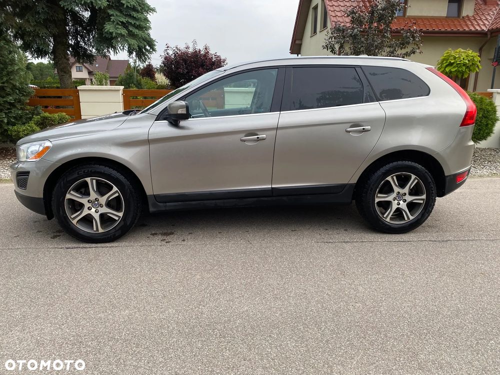 Volvo XC 60 T6 AWD Edition Pro - 2