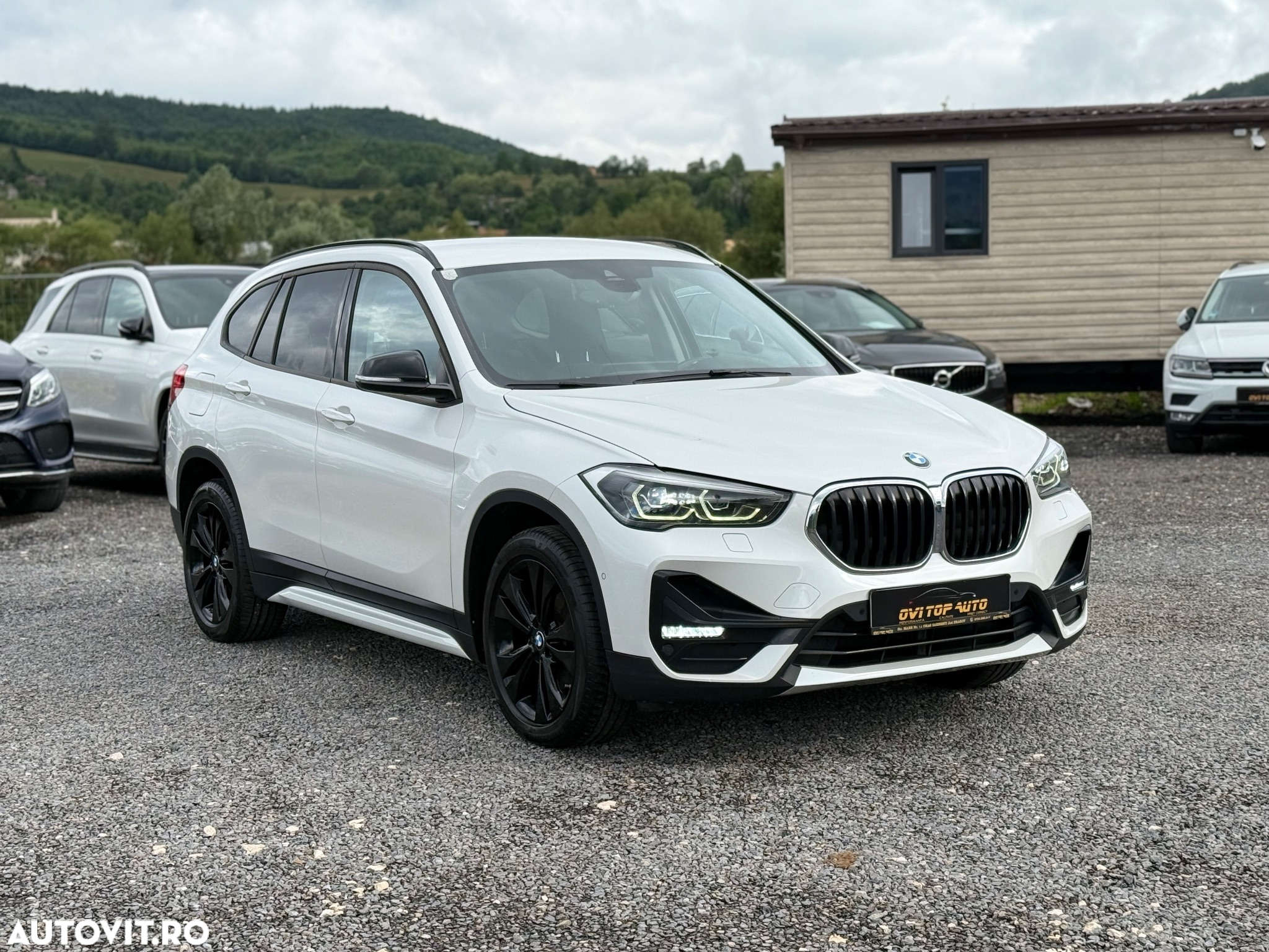 BMW X1 xDrive18d Aut. Sport Line - 3