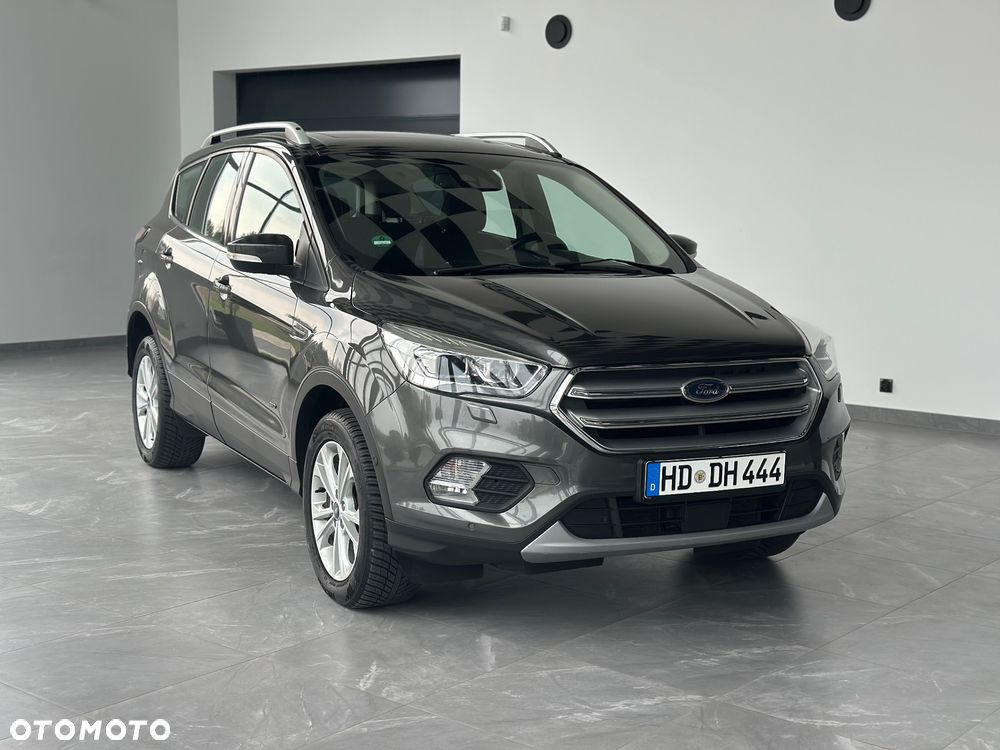 Ford Kuga - 2