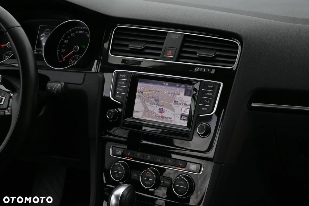 Volkswagen Golf 2.0 TDI BMT Highline DSG - 25