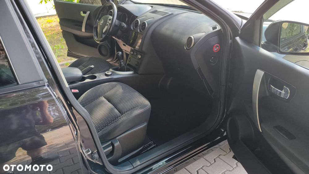 Nissan Qashqai 2.0 dCi 4x4 Tekna - 4