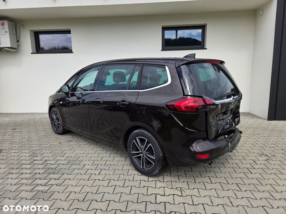 Opel Zafira - 18