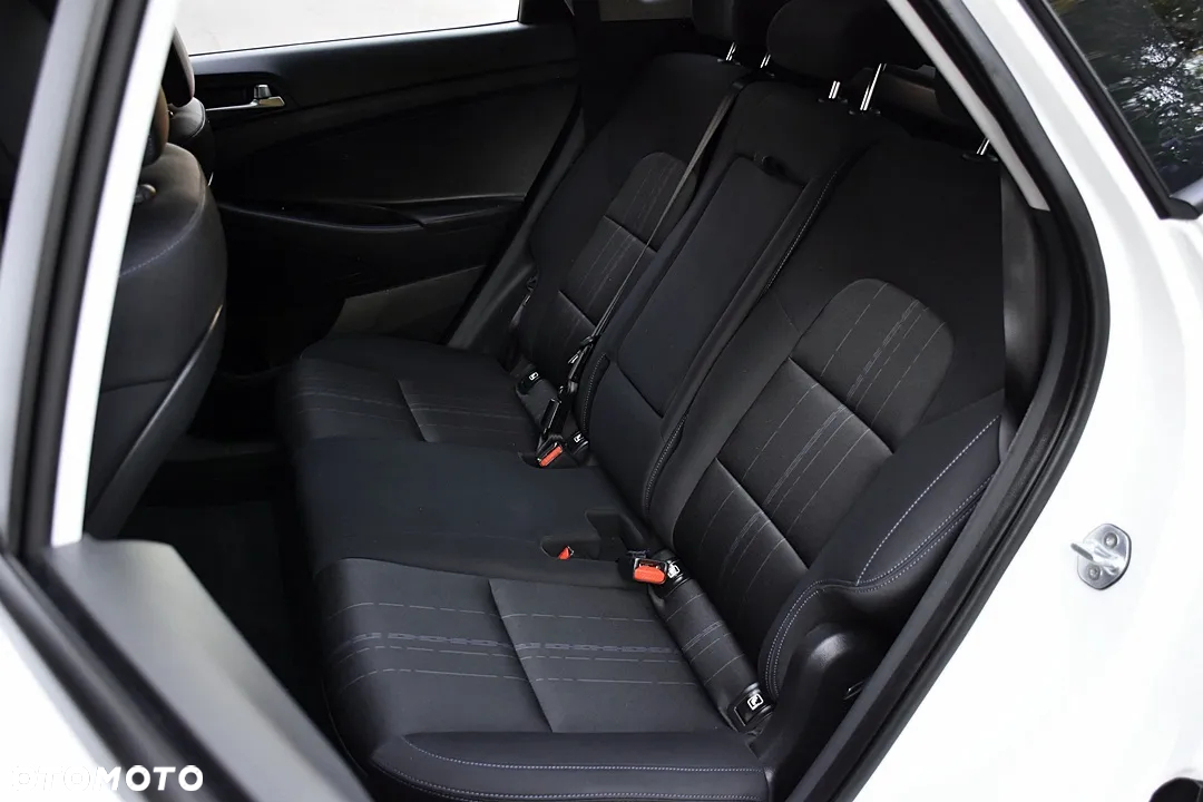 Hyundai Tucson 1.6 GDi 2WD Select - 33