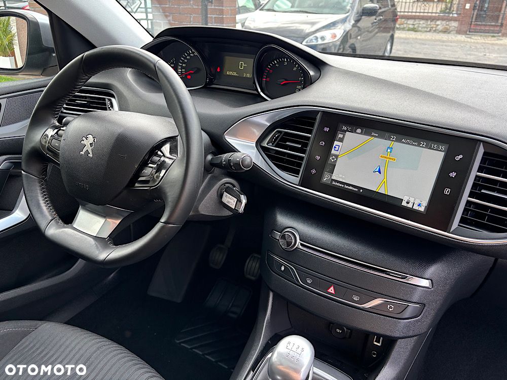 Peugeot 308 1.6 e-HDi Allure S&S - 34