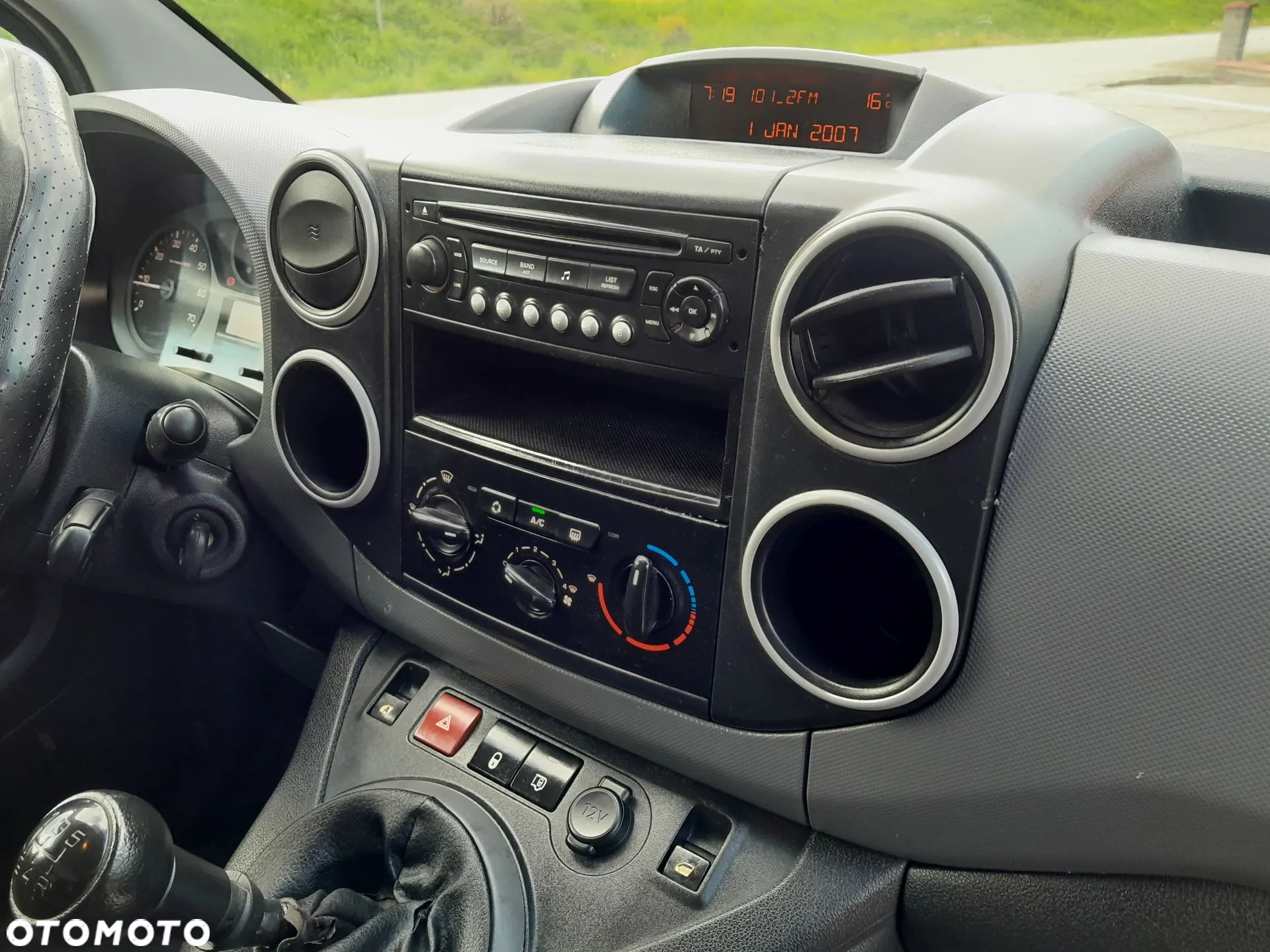 Citroën BERLINGO - 13