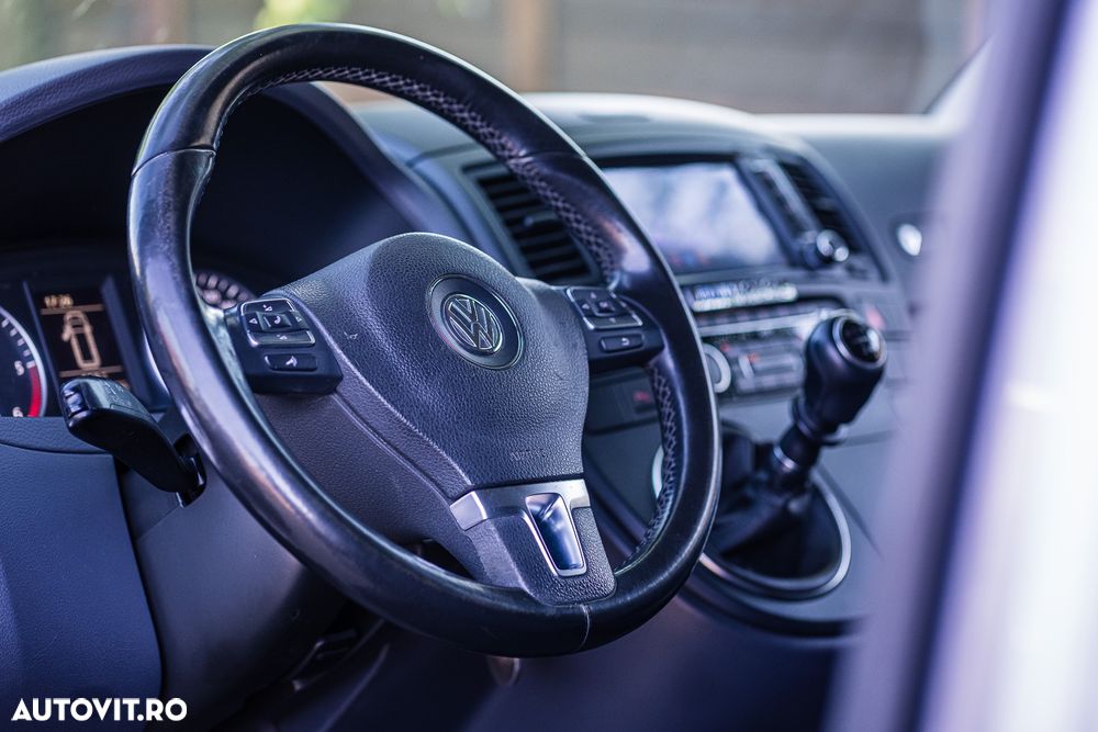 Volkswagen Multivan - 30