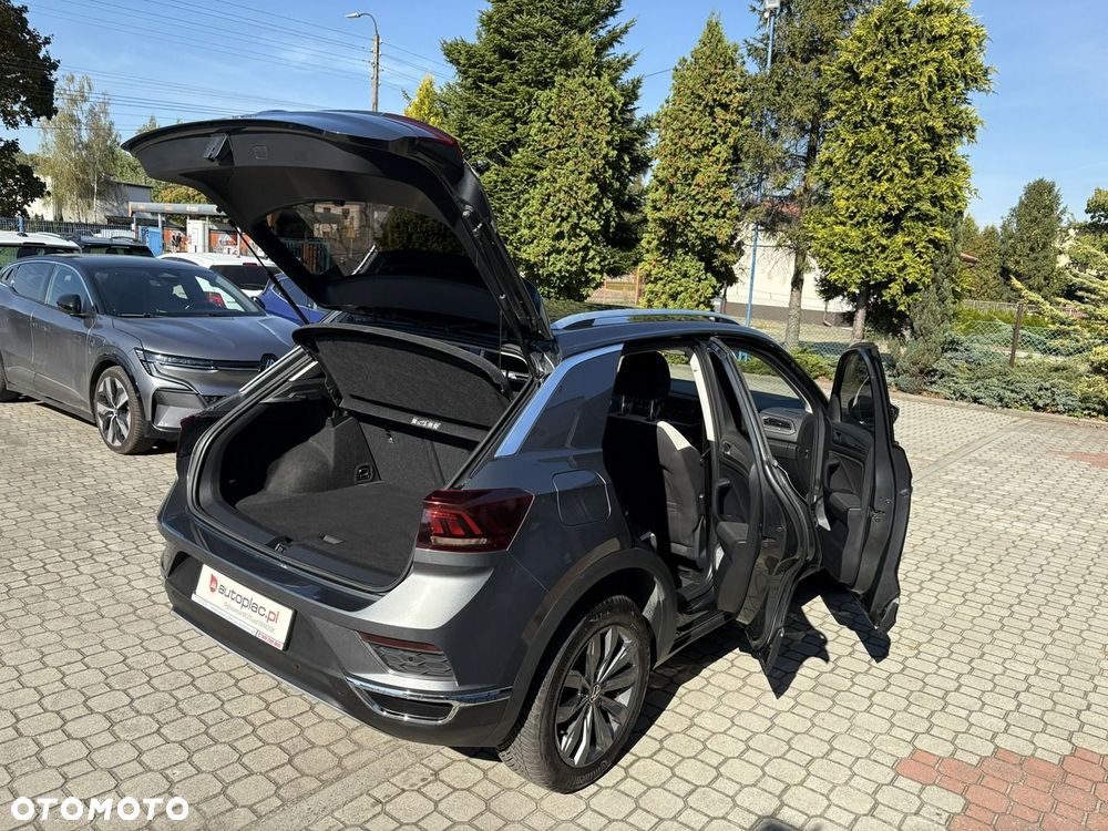 Volkswagen T-Roc - 32