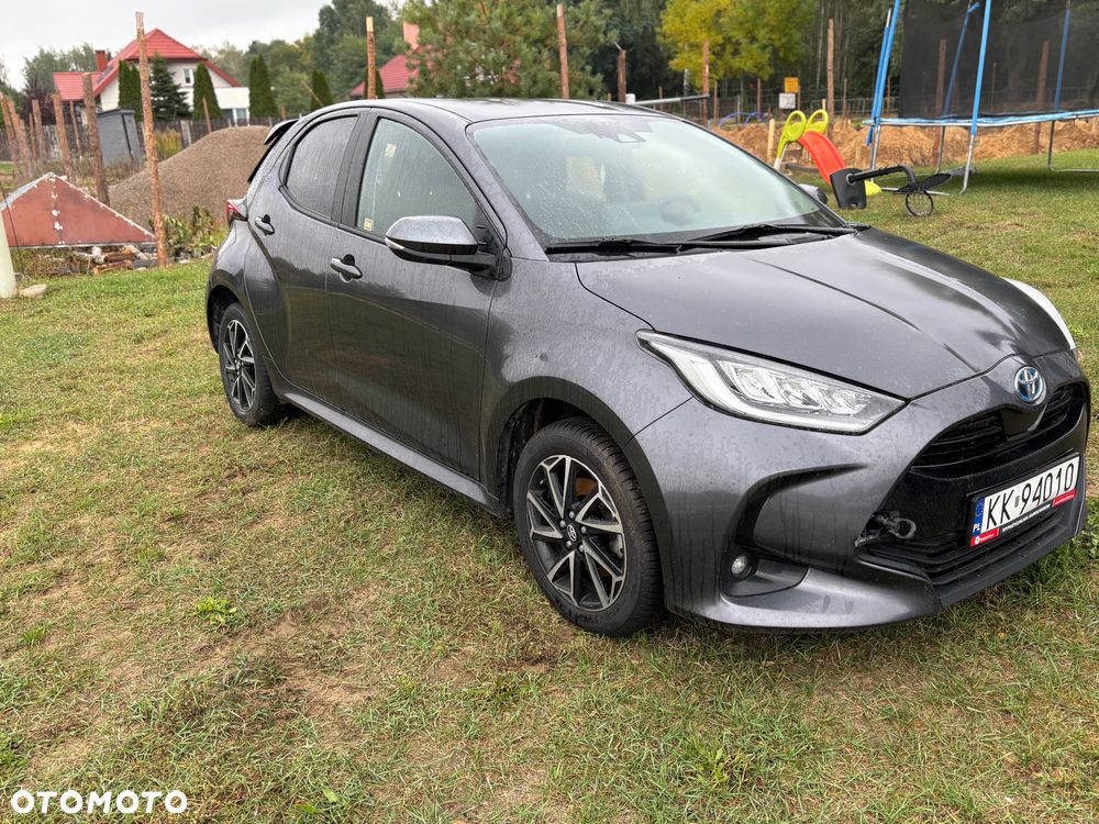 Toyota Yaris Hybrid 1.5 Executive - 3