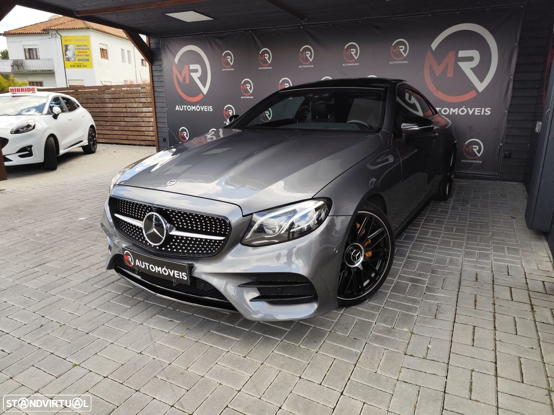 Mercedes-Benz E 220 d AMG Line - 1