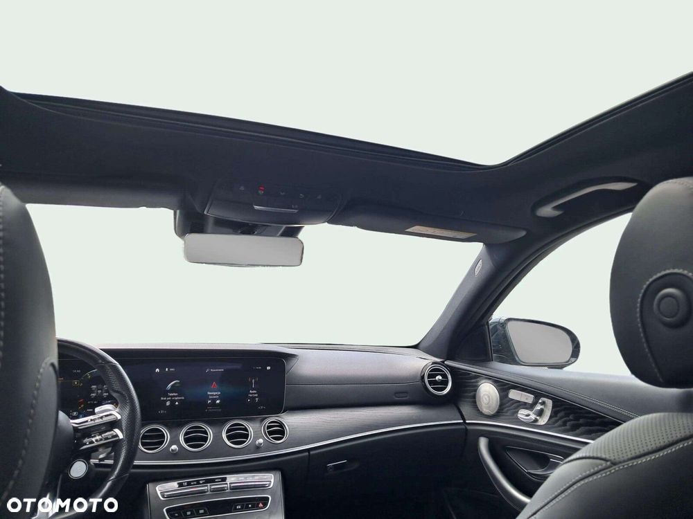 Mercedes-Benz Klasa E - 14