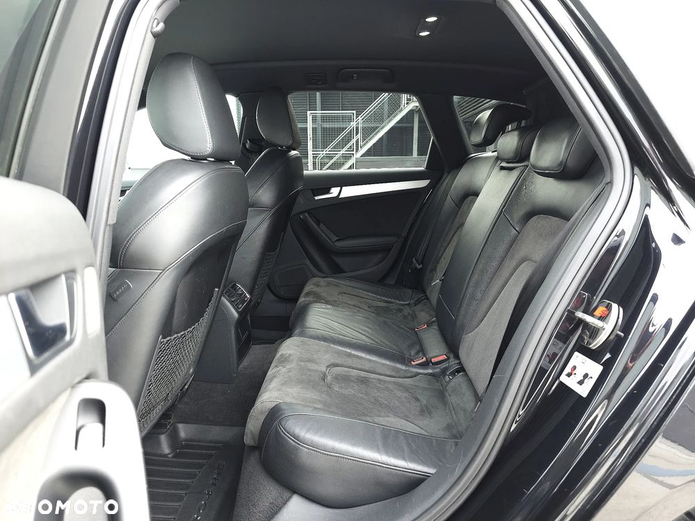 Audi S4 Avant S tronic - 25