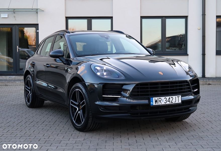 Porsche Macan Standard - 4