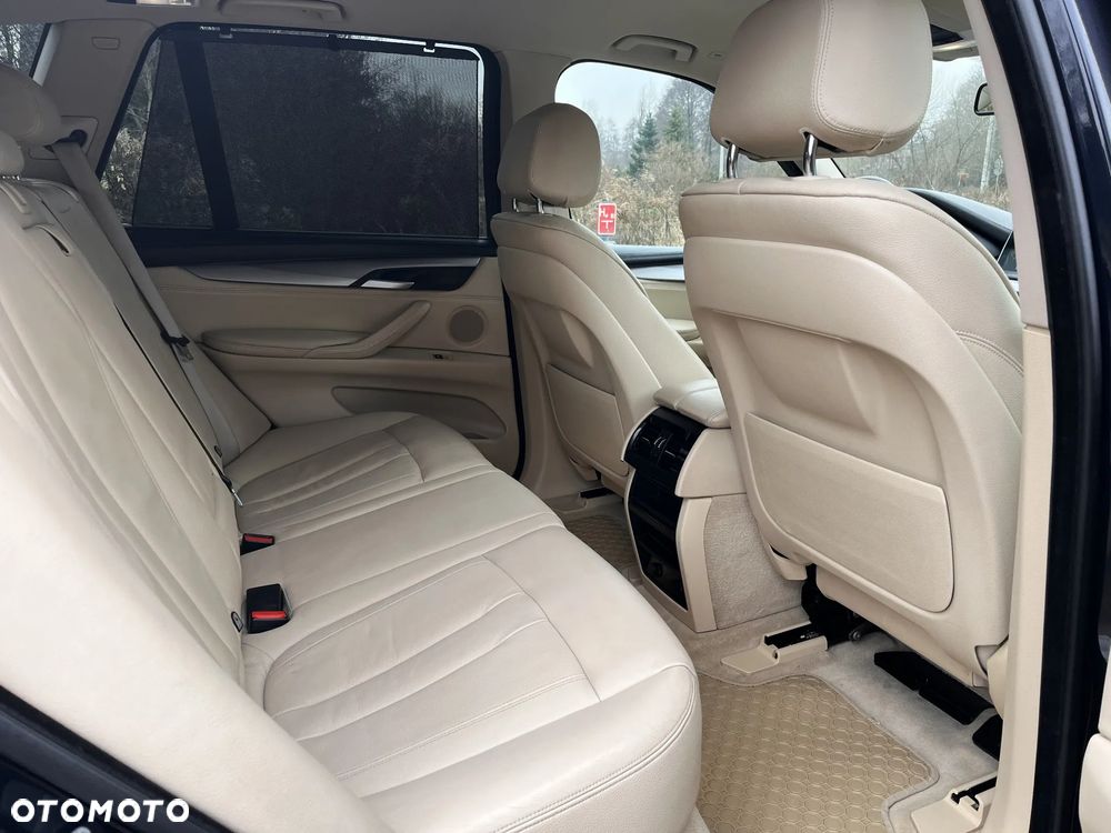 BMW X5 xDrive25d - 27