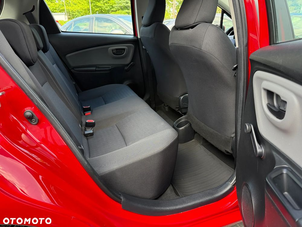Toyota Yaris 1.0 Active EU6 - 15
