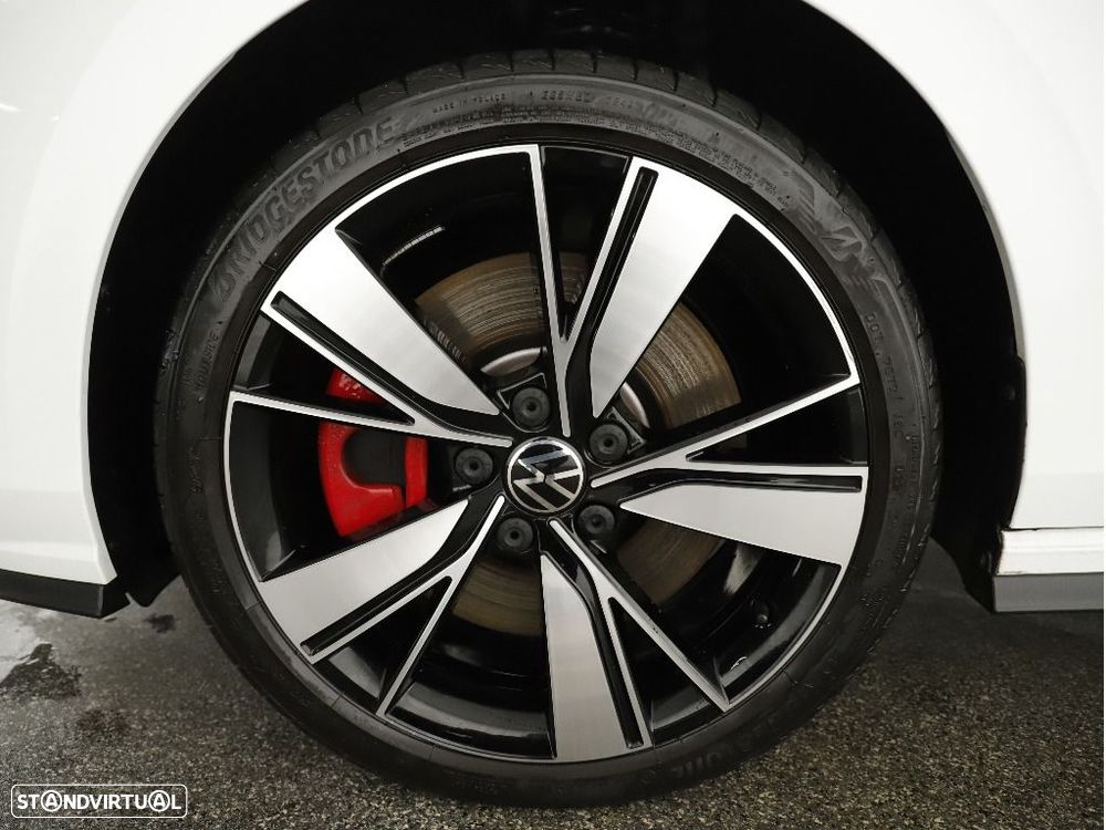 VW Golf 1.4 TSI GTE DSG - 39