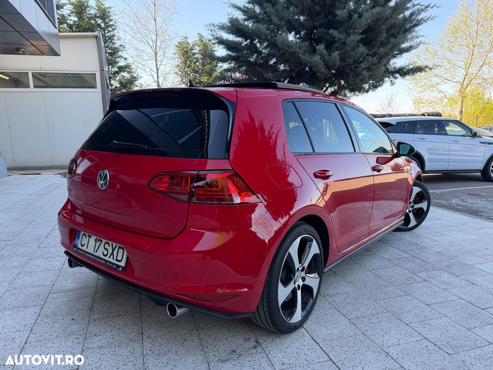 Volkswagen Golf 2.0 GTI DSG - 3