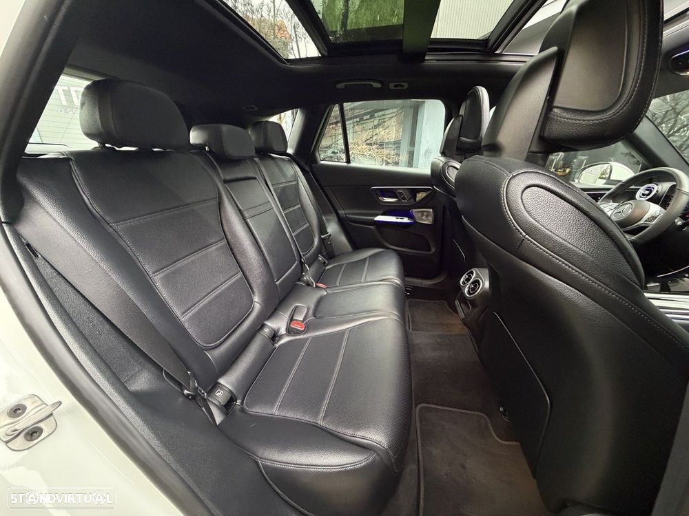 Mercedes-Benz GLC 300 e 4Matic - 11