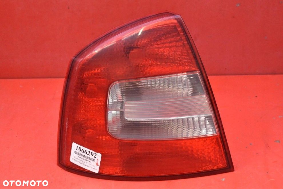 LAMPA LEWA TYŁ TYLNA 1Z5945095B SKODA OCTAVIA 2 II 5D HB LIFT 08-13 - 1