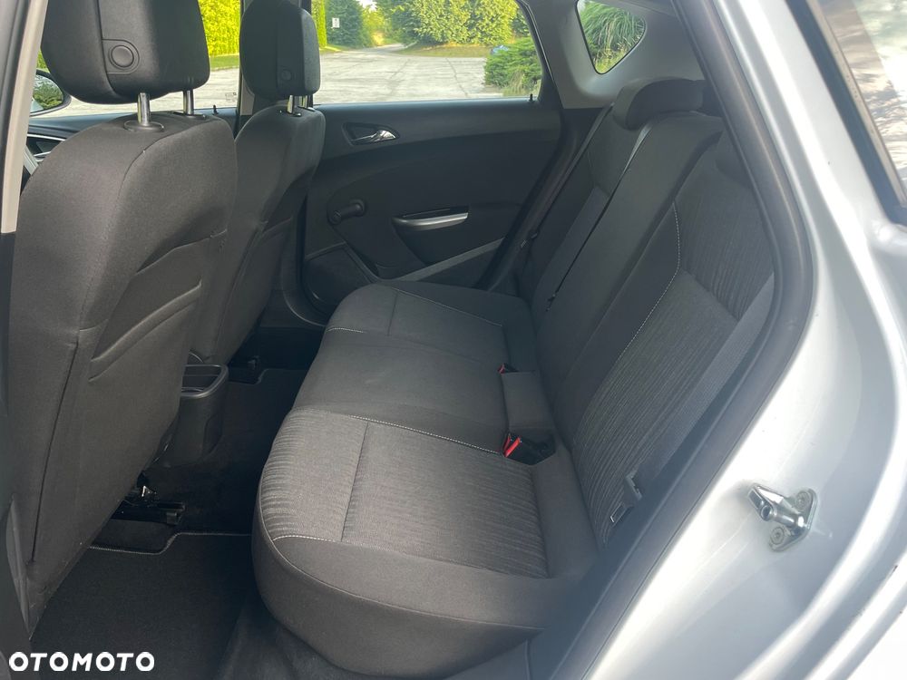 Opel Astra 1.7 CDTI DPF Innovation - 9