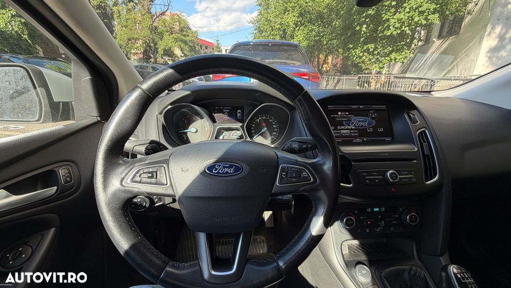 Ford Focus 1.5 TDCi Titanium - 13