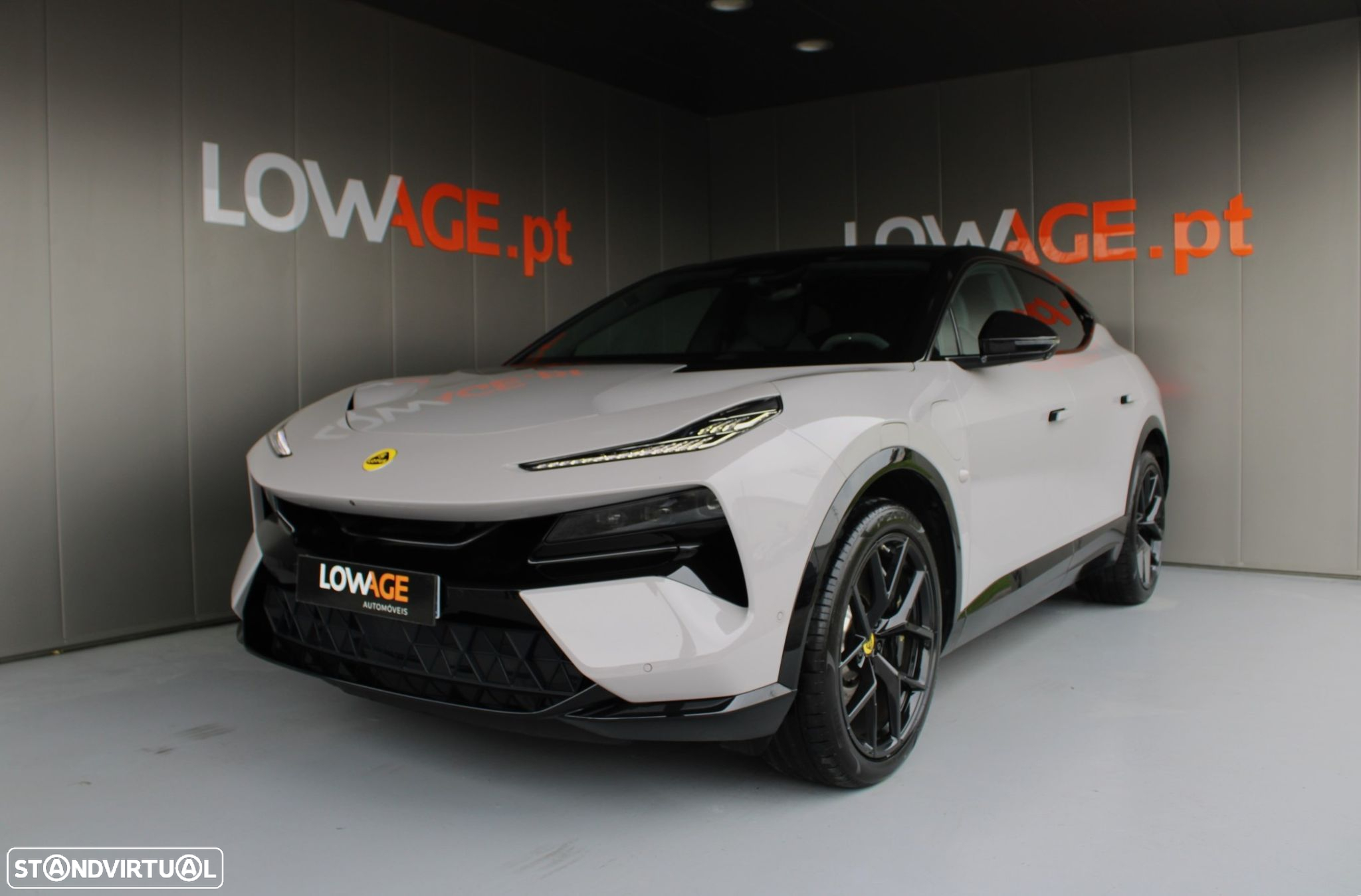 Lotus Eletre - 33