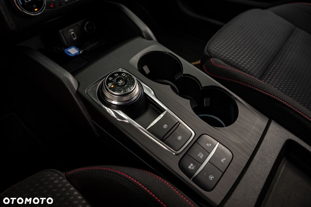 Ford Focus 1.5 EcoBlue Start-Stopp-System ST-LINE - 34