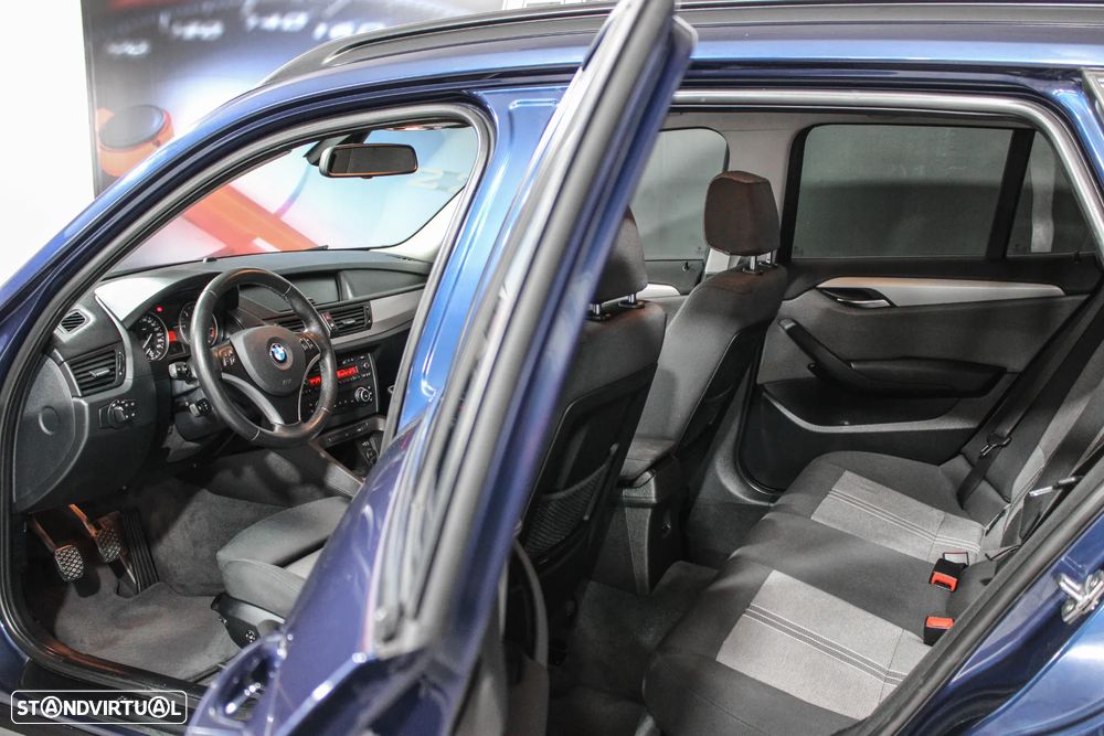 BMW X1 sDrive20d - 11