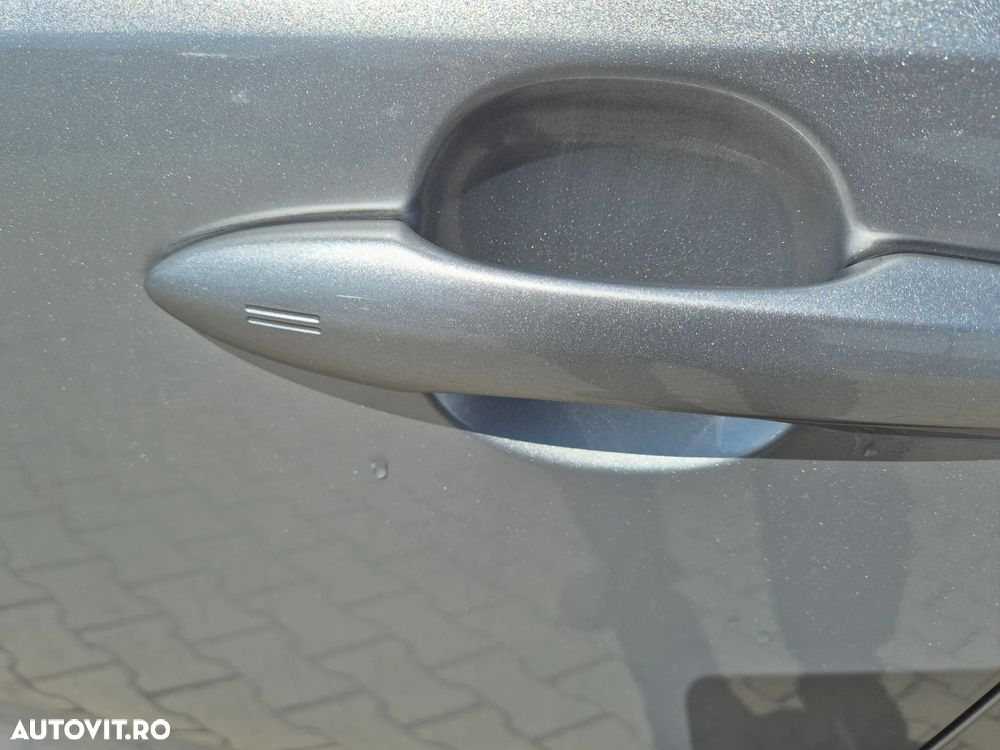 Toyota Corolla 1.8 HSD Business - 14