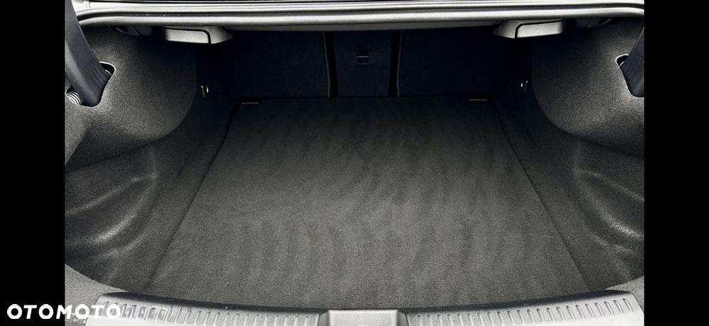 Mercedes-Benz CLA - 15