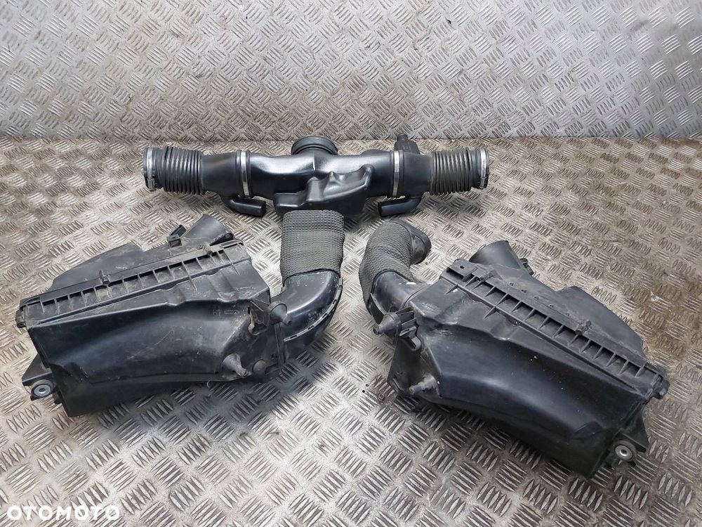 OBUDOWA FILTRA POWIETRZA JAGUAR XF X250 5.0 8X23-9600-AB 7G9N-12B579-AB - 12