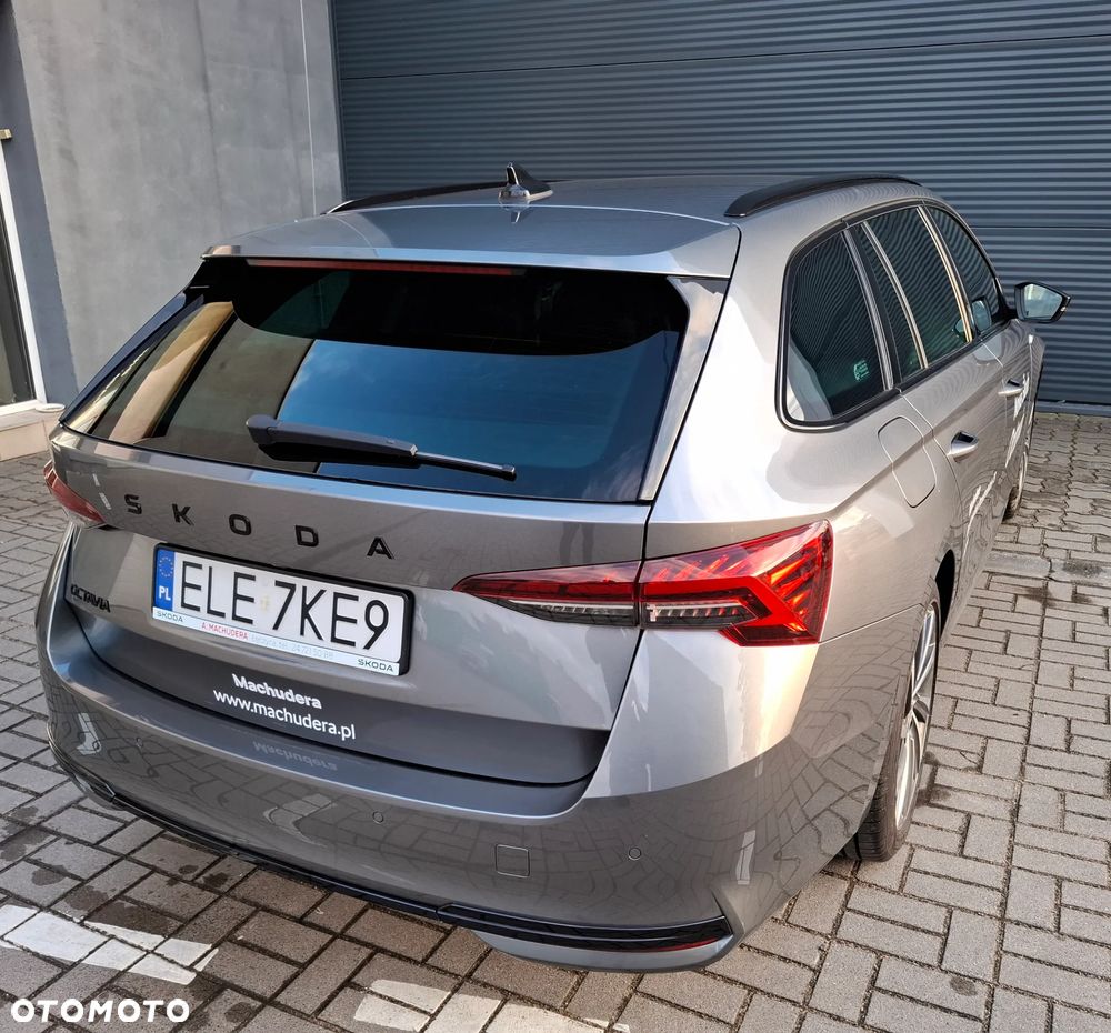 Skoda Octavia 2.0 TDI Sportline DSG - 12