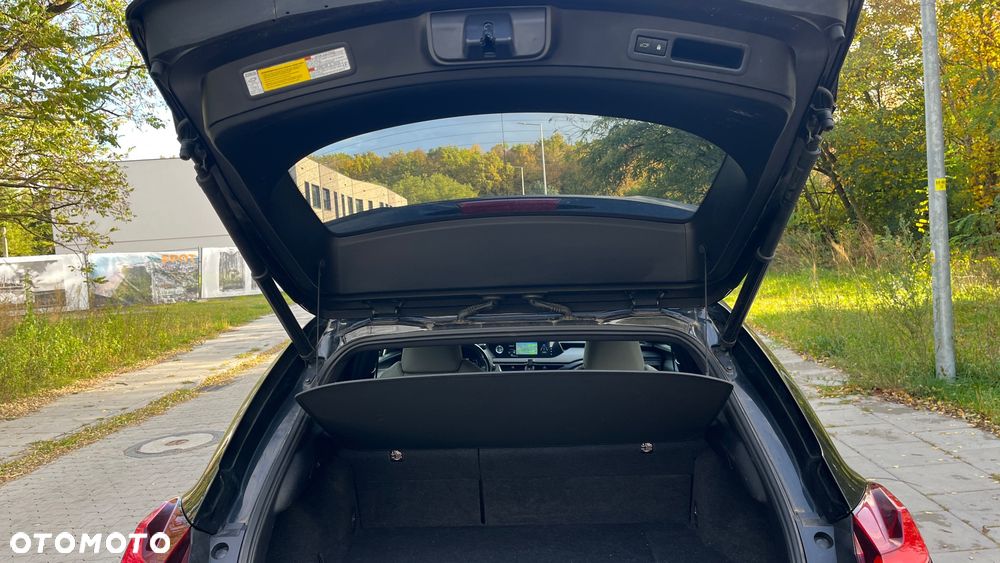 Lexus UX - 21