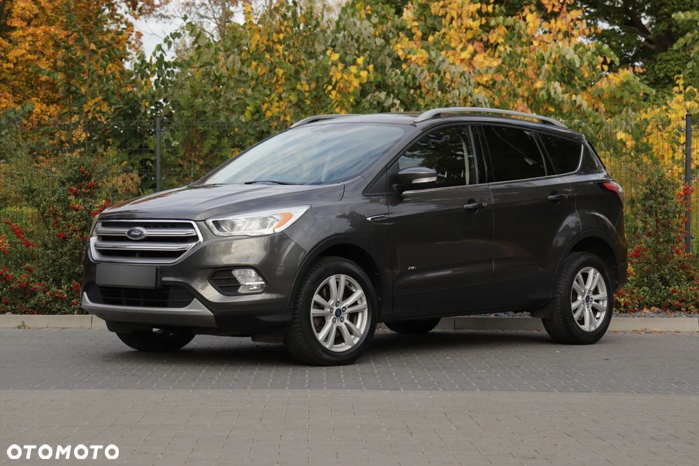 Ford Kuga - 2