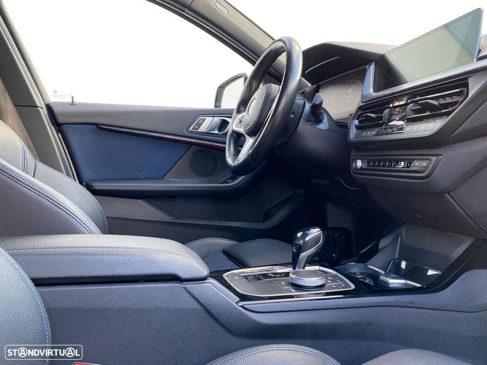 BMW 116 d Pack Desportivo M Auto - 12