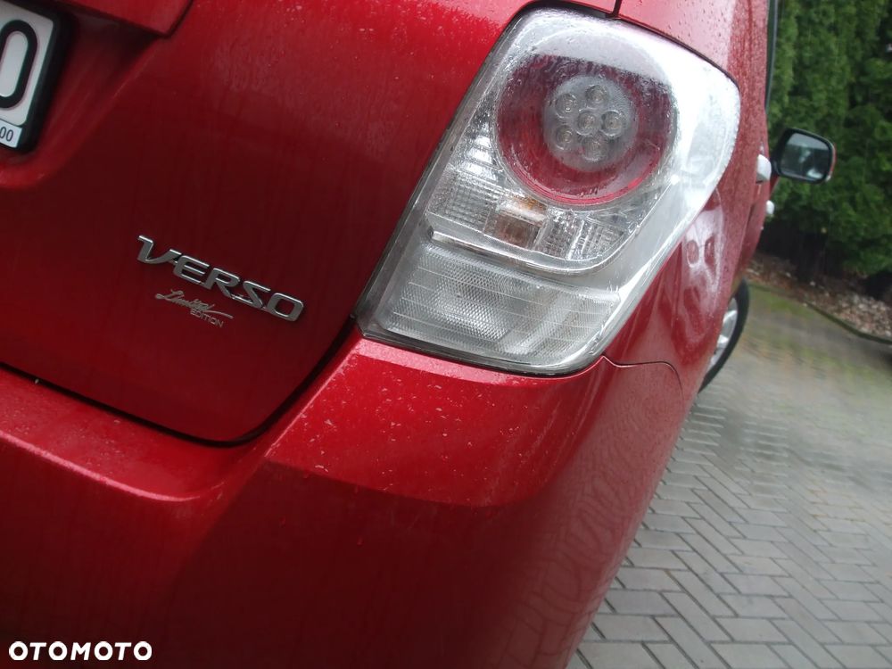 Toyota Corolla Verso - 32