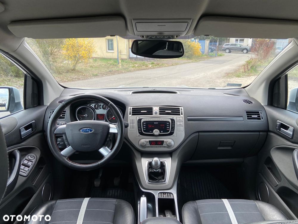 Ford Kuga 2.0 TDCi Titanium - 29