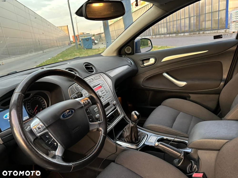 Ford Mondeo 2.0 Titanium - 8