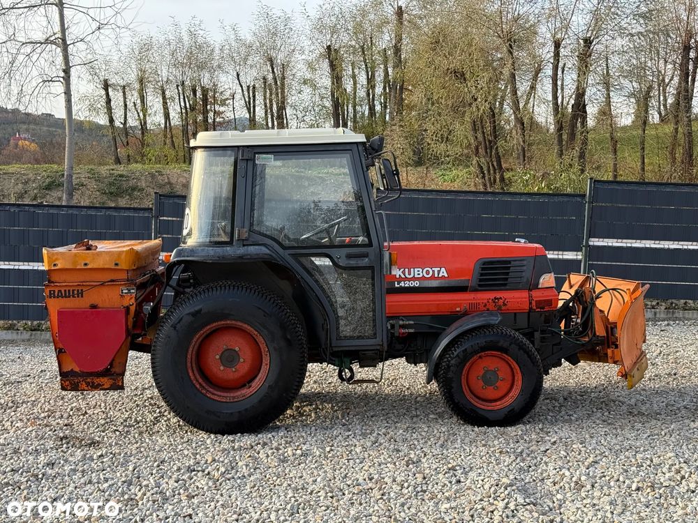 Kubota * Traktor KUBOTA L4200 * 4x4 * Pług Piaskarka * Wałek Przód Tył * Sprowadzony* Zimowe Utrzymanie - 14