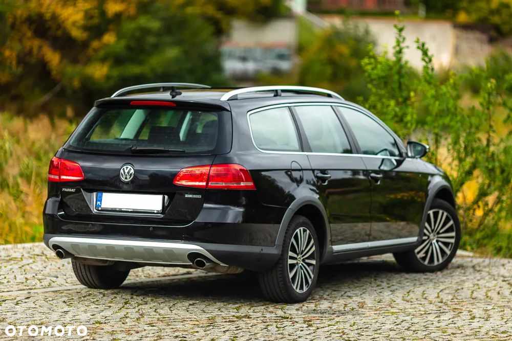 Volkswagen Passat Variant 2.0 TDI 4Motion DSG BlueMotion Tech Comfortline - 17