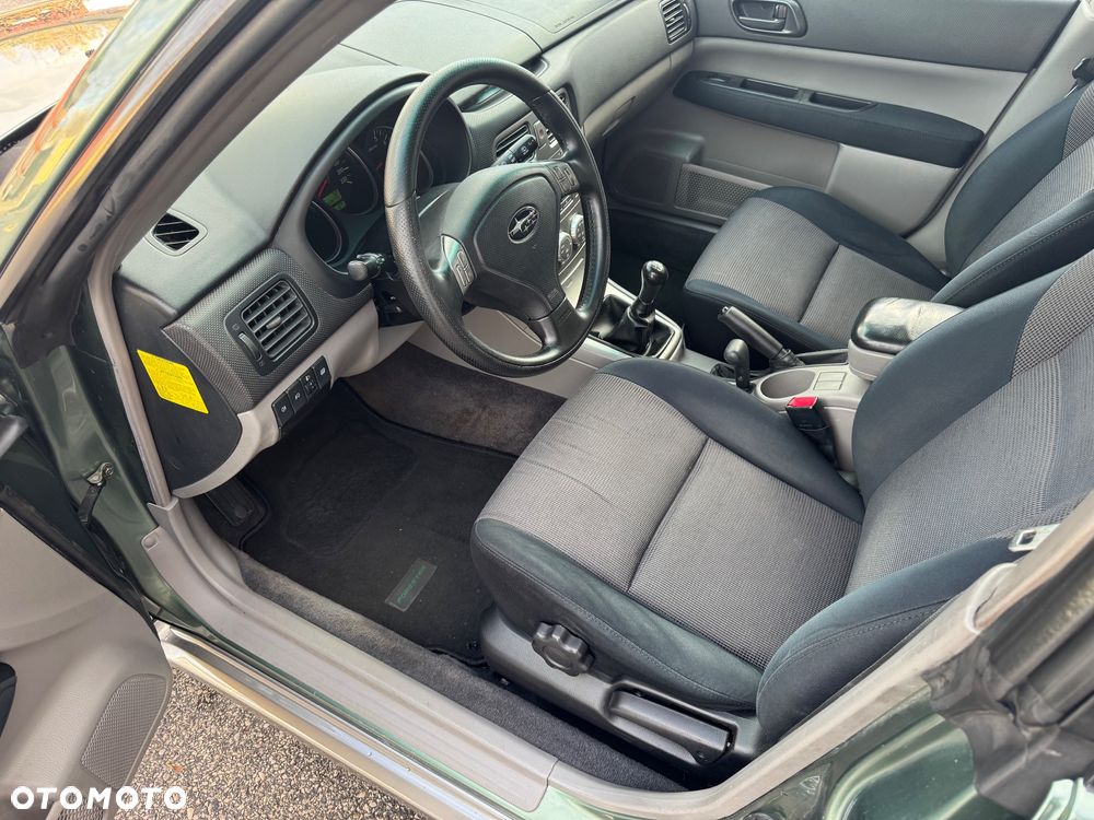 Subaru Forester 2.0X Celebration - 13