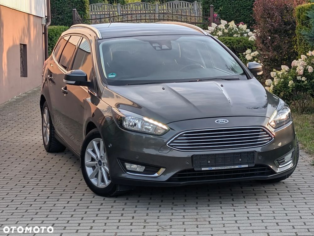 Ford Focus - 22