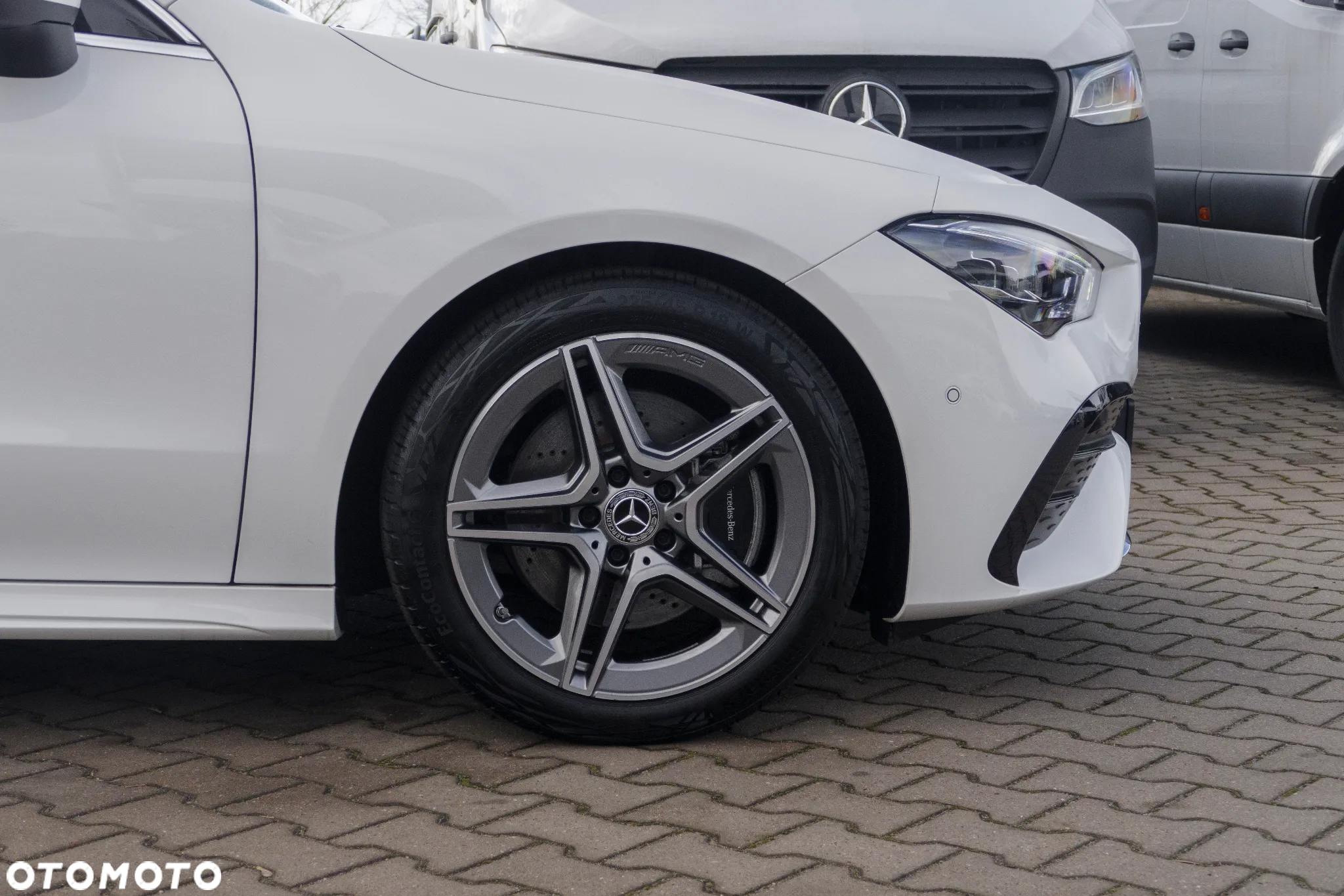 Mercedes-Benz CLA 200 AMG Line 7G-DCT - 10