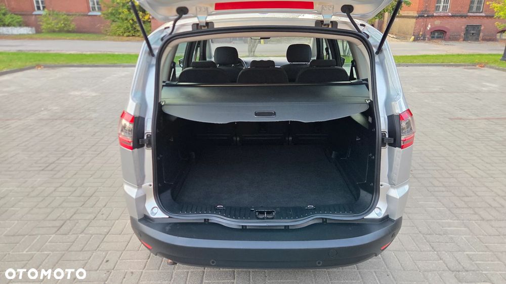 Ford S-Max - 15
