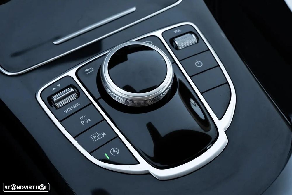 Mercedes-Benz C 220 - 27