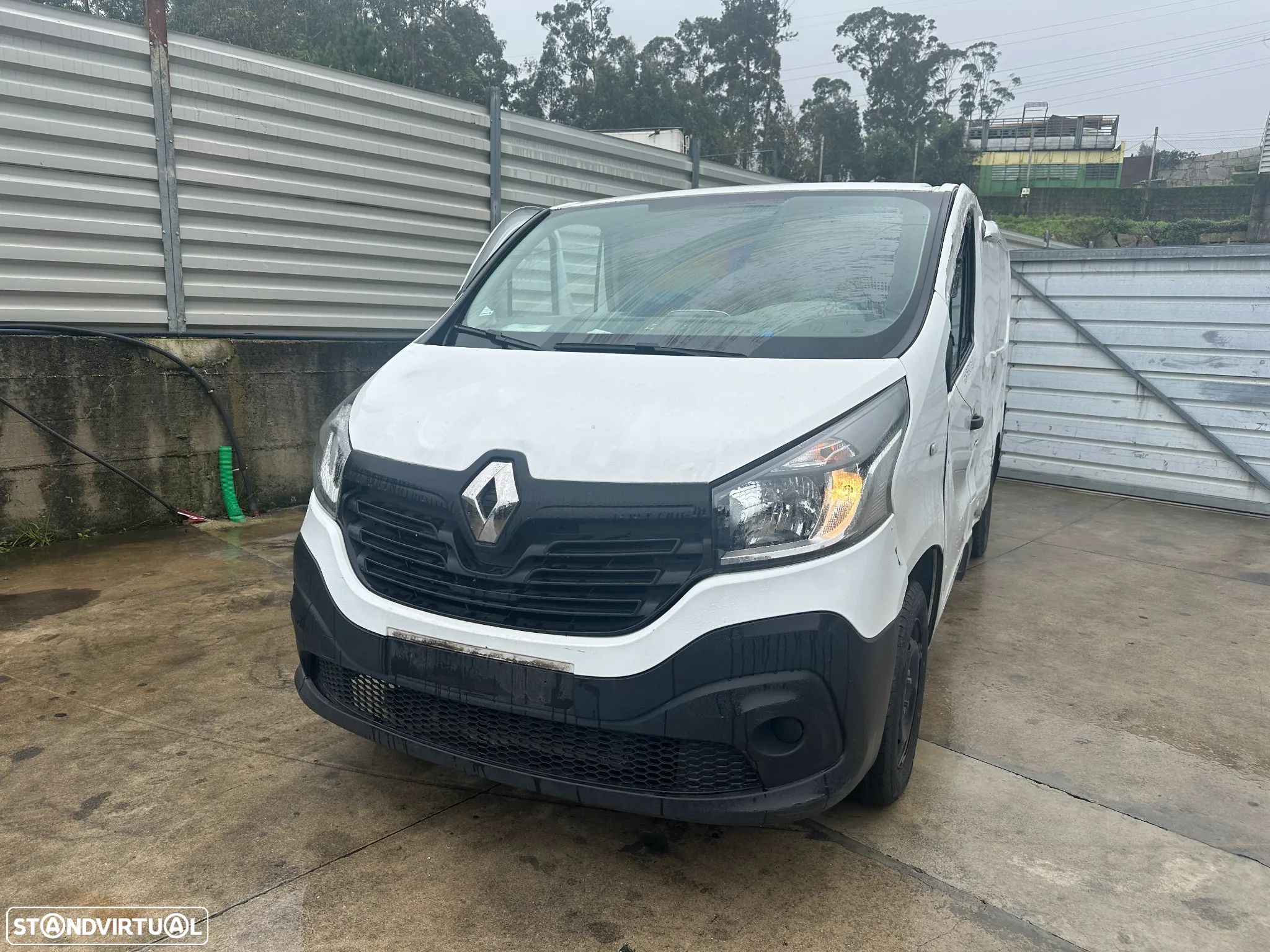 RENAULT TRAFIC III 1.6 BLUE DCI DE 2019 PARA PEÇAS - 1