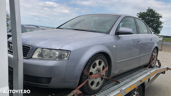Dezmembram Audi A4 1.6 benzina an fabr 2004
