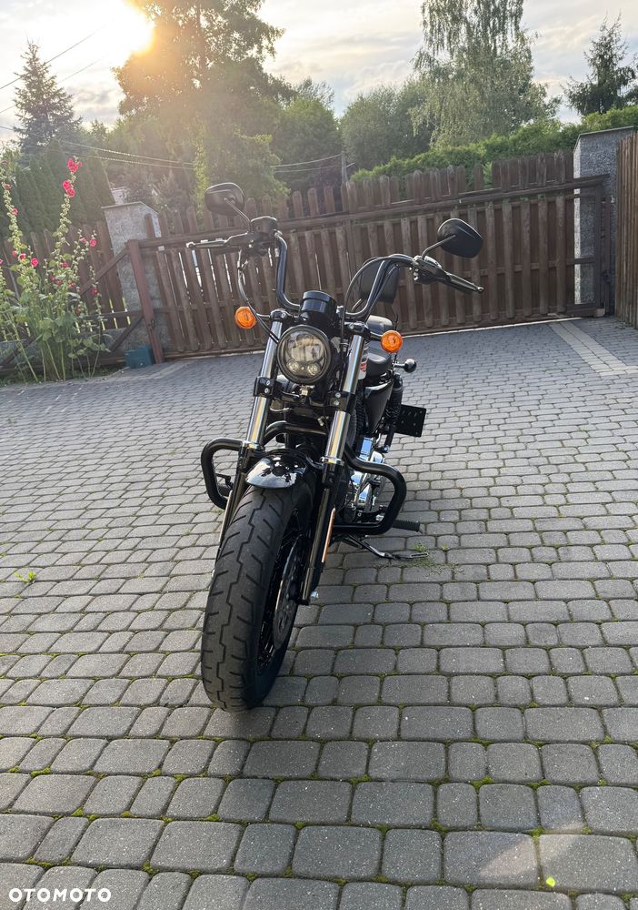 Harley-Davidson Sportster Forty-Eight - 8