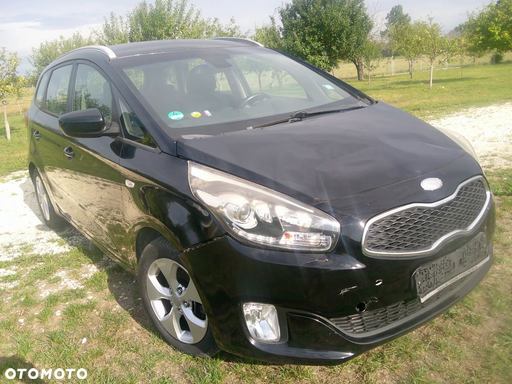 Kia Carens 1.7 CRDi M - 3