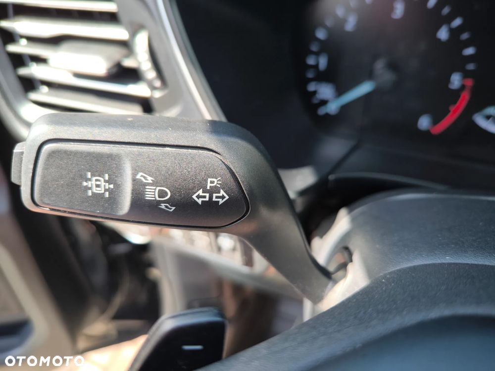 Ford Kuga 1.5 EcoBlue TITANIUM - 16